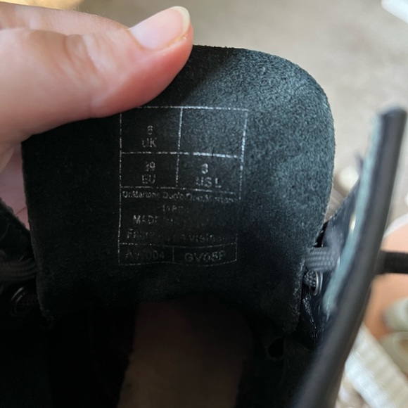 DR. MARTENS Black Leather 8 Eye Lace Up Combat Ankle Boots Women's UK 6/US 8 - Picture 9 of 9